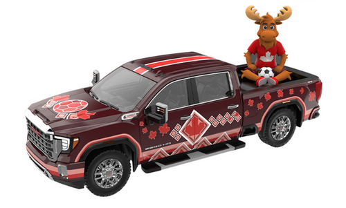 1/64 Greenlight 2022 GMC Sierra 3500 HD Canada Tribute with Moose Figure Diecast Car Model