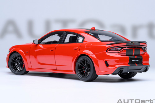 1/18 AUTOart Dodge Charger Scat Pack Widebody (Plum Crazy Purple