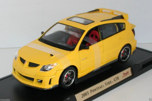 1/18 Road Signature 2003 Pontiac Vibe GTR (Yellow) Diecast Car