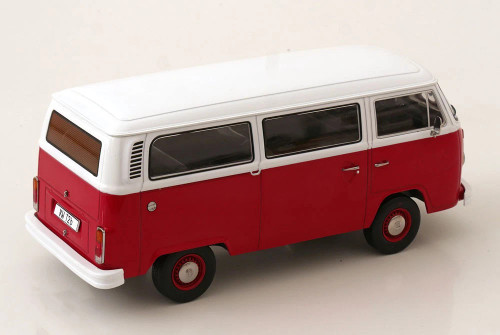 1/43 Ixo 1972 Volkswagen VW T2b Double Cab Pick-Up (Orange