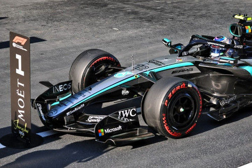 1/18 Minichamps 2026 Formula 1 Mercedes-AMG Petronas F1 Team W17