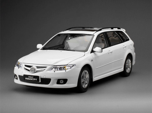 1/18 Sunstar Mazda 6 Wagon (Glazier White) Diecast Car Model