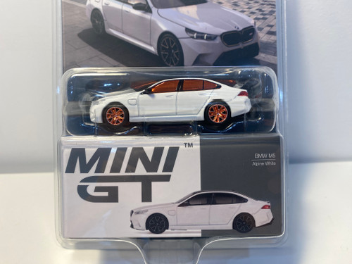 CHASE CAR 1/64 Mini GT BMW M5 (G90) (Alpine White) Car Model