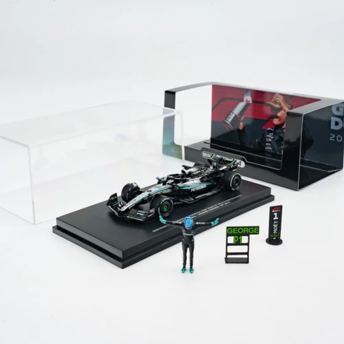 1/64 Minichamps 2025 Formula 1 Canada GP Mercedes-AMG Petronas W16 Winner #63 George Russell Diecast Car Model with Figure & Pitboard