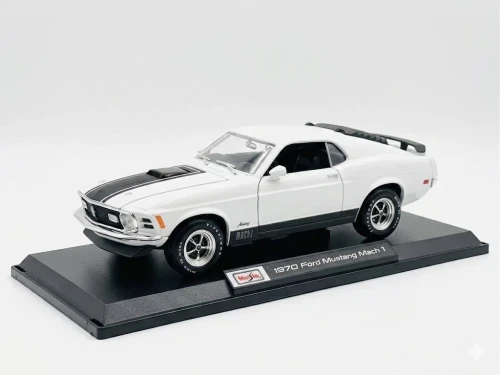 1/18 Maisto 1970 Ford Mustang Mach 1 Mach I (White) Diecast Car Model