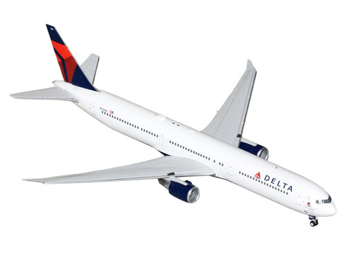 Boeing 767-400ER Commercial Aircraft "Delta Air Lines" (N482MH) White with Blue and Red Tail "Gemini 200" 1/200 Diecast Model Airplane by GeminiJets