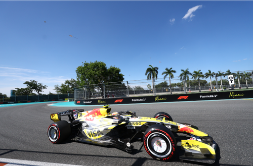 1/43 Minichamps 2026 Formula 1 Miami GP Visa Cash App RB F1 Team Vcarb 03 #30 Liam Lawson Car Model
