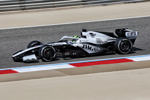 1/43 Minichamps 2026 F1 Pre-Season Test Bahrain Cadillac F1 Team MAC-26 #11 Sergio Perez Car Model