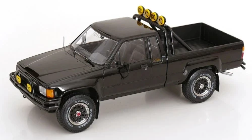 1/18 KK-Scale 1985 Toyota Hilux Truck Extra Cab 4x4 Back to the Future III Diecast Car Model