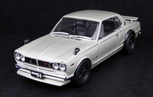 1/18 KYOSHO NISSAN SKYLINE 2000 GT-R GTR (KPGC10) w/ F SPOILER RS