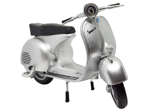 Vespa 150 GS Silver Metallic 1/12 Diecast Motorcycle Model by New Ray