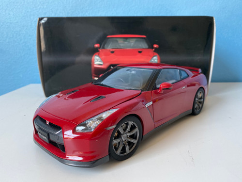 爆買い安いR35 r35 GT-R京商 KYOSHO 1/18 日産 GT-R 2020 ブルー ミニカー　ワンガンブルー　新品samurai 1/18 ニッサン GT-R 未開封品。 乗用車