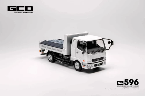 1/64 GCD Mitsubishi Fuso (White) Diecast Car Model with 2 Cargo Accessories: Fine Sand & Stone