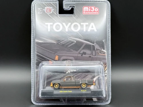 CHASE CAR 1/64 M2 Machines 1985 Toyota Pickup Truck Slammed Custom (Matte Grey with Carbon Hood) Diecast Car Model