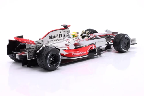1/18 Minichamps 2008 F1 Lewis Hamilton McLaren MP4/23 #22 Brazil GP Formula 1 Weltmeister Car Model