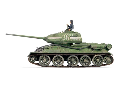 Soviet T-34-85 Medium Tank "55th Guards Tank Bde. 7th Guards Tank Corps Berlin" (1945) Soviet Army "Armored Fighting Vehicle" Series 1/32 Diecast Model by Forces of Valor