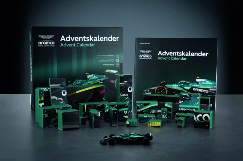 1/43 Franzis Fernando Alonso Aston Martin Aramco Formula 1 Advent Calendar