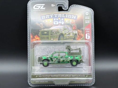 CHASE CAR 1/64 Greenlight 2021 Chevrolet Silverado LT Trail Boss Z71 Mexican Military Diecast Car Model