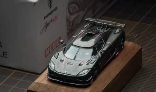 1/64 Koenigsegg Agera RS (Carbon Black with Pink Lines) Diecast Car Model