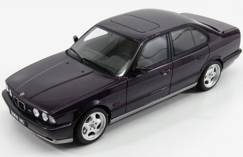 BMW M5 M 5 5er 5 Er E60 Weiss Limousine 1/43 Rastar Modell Auto Modellauto:  : Spielzeug