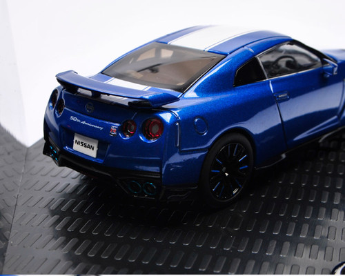 1/64 Kyosho NISSAN GT-R 50th Anniversary Blue - LIVECARMODEL.com
