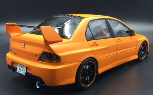 1/18 AGU Mitsubishi Lancer EVO IX EVO 9 (Orange w/ Black Hood) Car Model