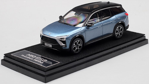 1/43 Dealer Edition NIO ES8 (Blue) Diecast Car Model