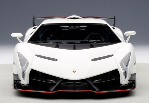 AUTOart Red Lamborghini Veneno Replica | LIVECARMODEL