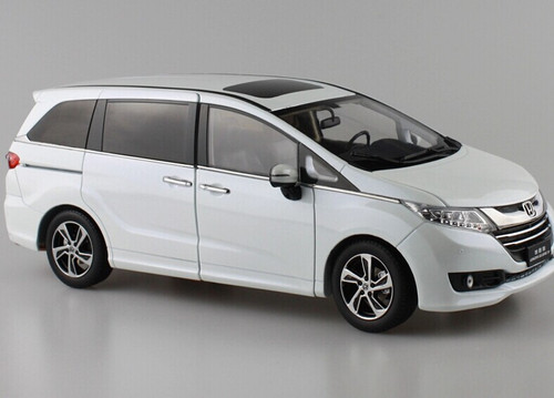 1/18 ホンダ オデッセイ 2022 ホワイト 302-001 Amazon | 1/18