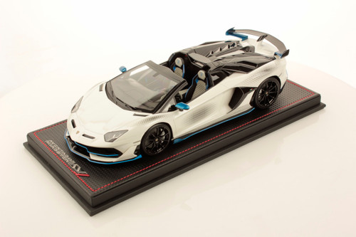 1/18 MR Lamborghini Aventador SVJ Xago Edition in Bianco Asopo Resin Car Model Limited 99 Pieces