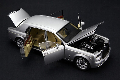 1/18 Kyosho Rolls-Royce Phantom Extended Wheelbase (EWB) (Black w