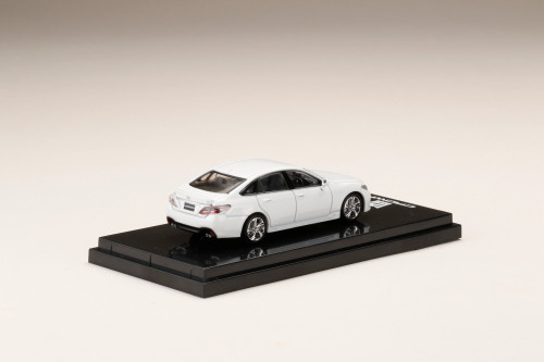 トヨタ 1/64 Hobby Japan Toyota CROWN 2.0 RS Advance Silver Metallic