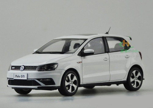 1/18 Dealer Edition 2015 Volkswagen VW Polo GTI (White) Diecast