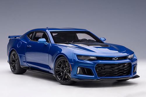 1/18 AUTOart 2017 Chevrolet Chevy Camaro ZL1 (Hyper Blue Metallic) Car Model