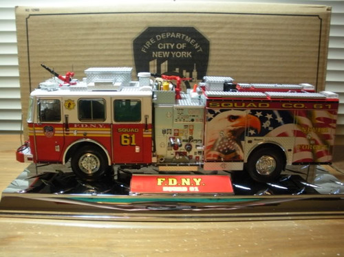 1/32 CODE3 FDNY SEAGRAVE PUMPER SQUAD 61 DIAMOND PLATE SERIES