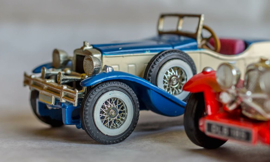Key Considerations When Painting Your Diecast Car 