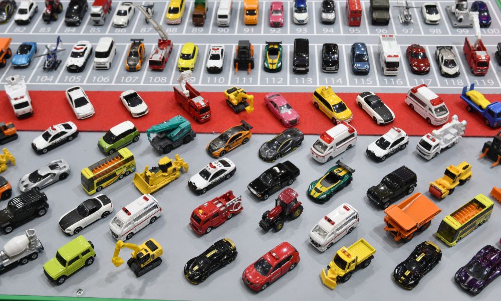 Where Should You Sell Your Diecast Model Cars? 