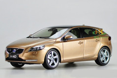 1/18 Dealer Edition Volvo V40 (Brown Bronze) Diecast Car Model