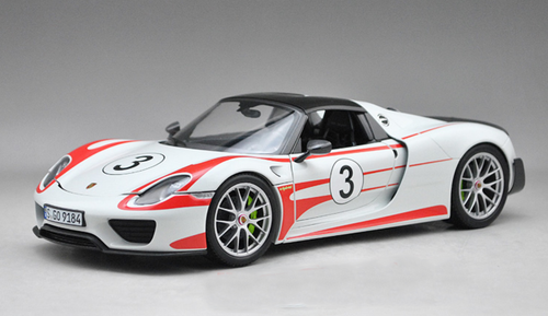 1/18 Minichamps Porsche 918 Spyder #3 Diecast Car Model