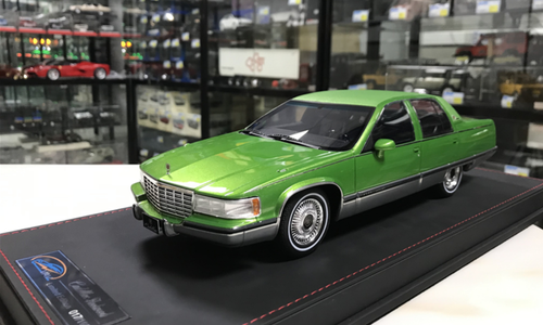 1/18 VAV 1993 Cadillac Fleetwood Brougham (Green) Resin Car Model