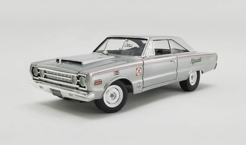 1/18 ACME 1967 Plymouth Belvedere Lightweight - Silver Bullet