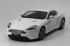 1/18 Welly FX Aston Martin DB9 Coupe (White) Diecast Car Model (no box)