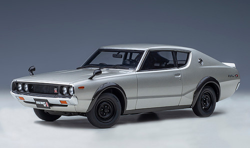 1/18 京商 日産SKYLINE 2000GT-R(KPGC110)シルバー hqdefault.jpg