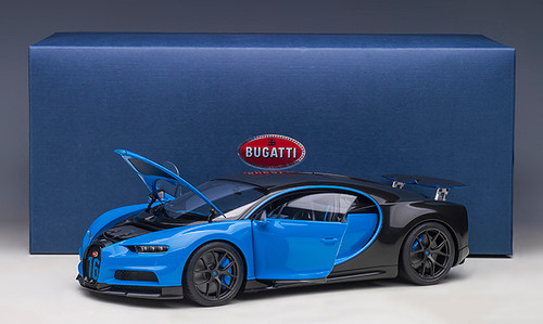ミニカー autoart 1/18 Bugatti Chiron Amazon.com: Autoart 2019 Bugatti Chiron Sport French Racing