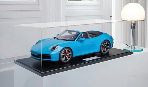 porsche-911-992-carrera-4s-