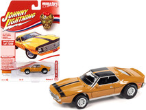 1971 AMC Javelin AMX Mustard Yellow with Black Stripes "Class of 1971" Limited Edition to 7298 pieces Worldwide "Muscle Cars USA" Series 1/64 Diecast Model Car by Johnny Lightning