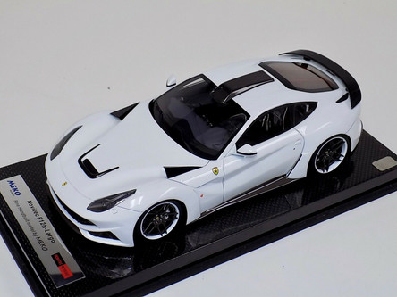 1/18 MEKO Ferrari F12 N-Largo Novitec Rosso White with Carbon