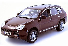 1/18 Maisto 2002 Porsche Cayenne S 4.5L (Red) Diecast Car Model