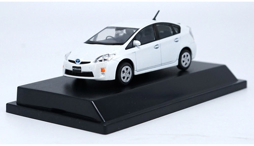 1/43 Dealer Edition Toyota Prius (White) Diecast Car Model