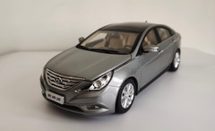 1/18 Dealer Edition Hyunda Sonata (Grey) 6th Generation (YF; 2009-2014) Diecast Car Model